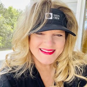 Meet your Posher, Regina